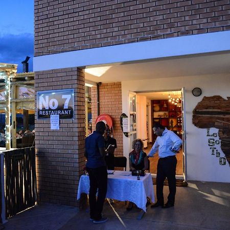 Hokahanya Inn & Conference Centre Maseru Ngoại thất bức ảnh